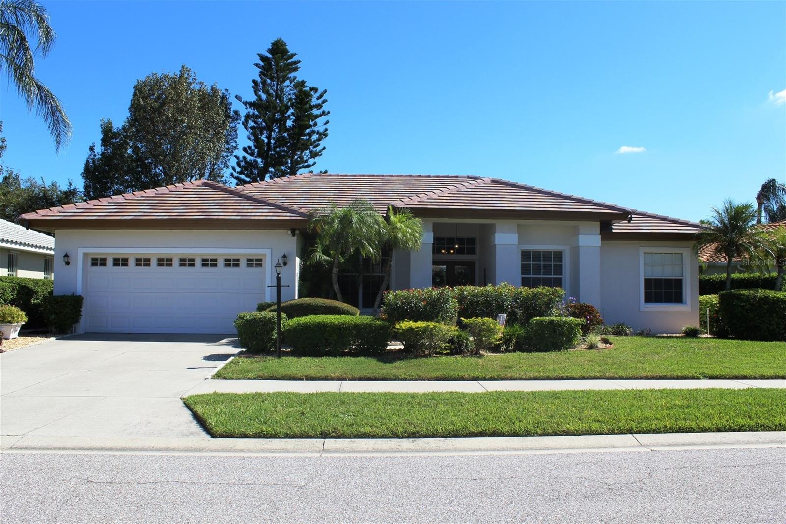 Single Family Residence em SARASOTA, FL - Daniel Dourado