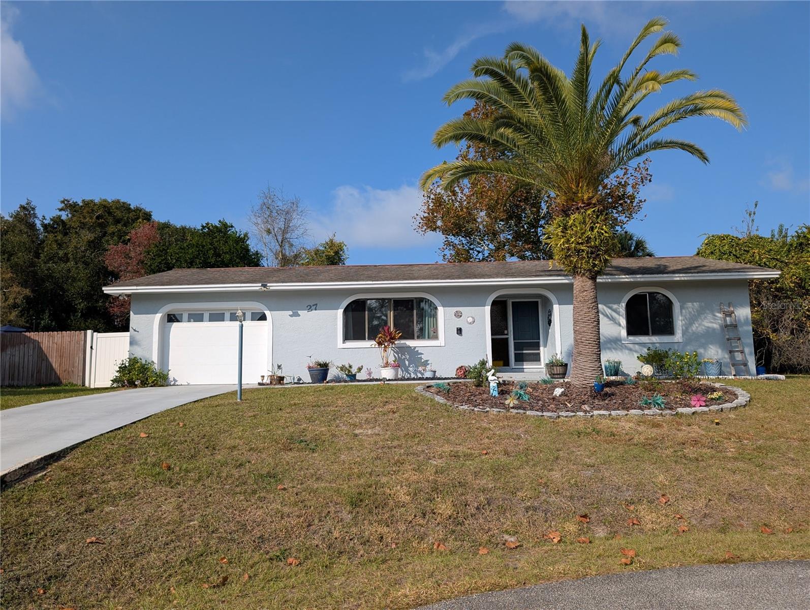 Single Family Residence in PALM COAST, FL - Daniel Dourado