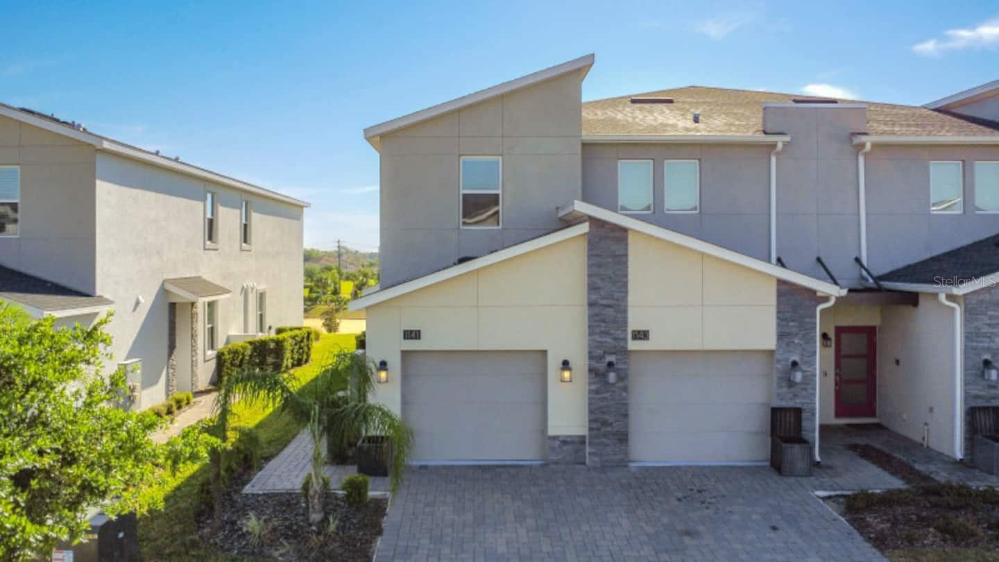 Condominium in DAVENPORT, FL - Daniel Dourado