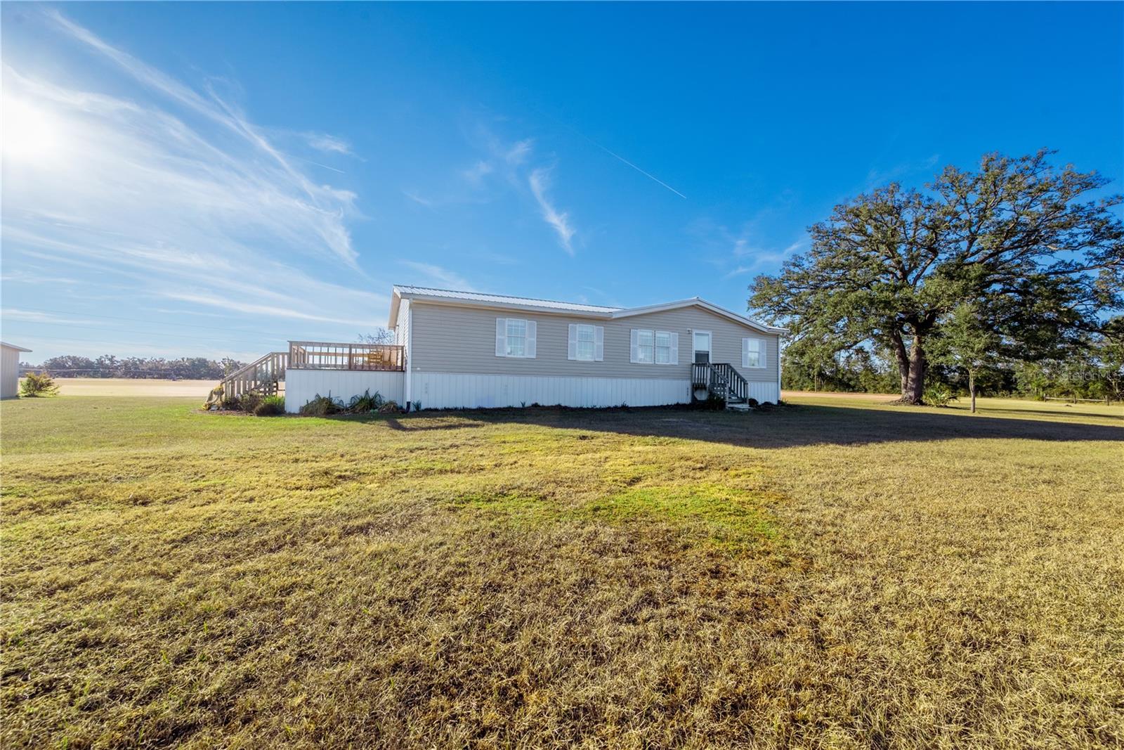 Manufactured Home in LIVE OAK, FL - Daniel Dourado