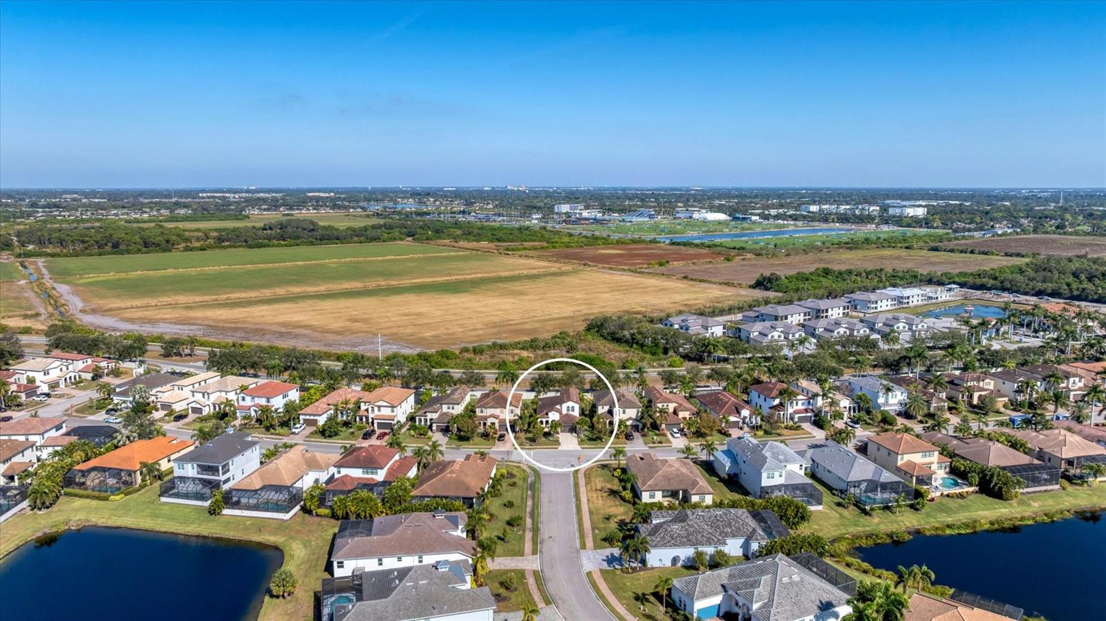 Single Family Residence em BRADENTON, FL - Daniel Dourado