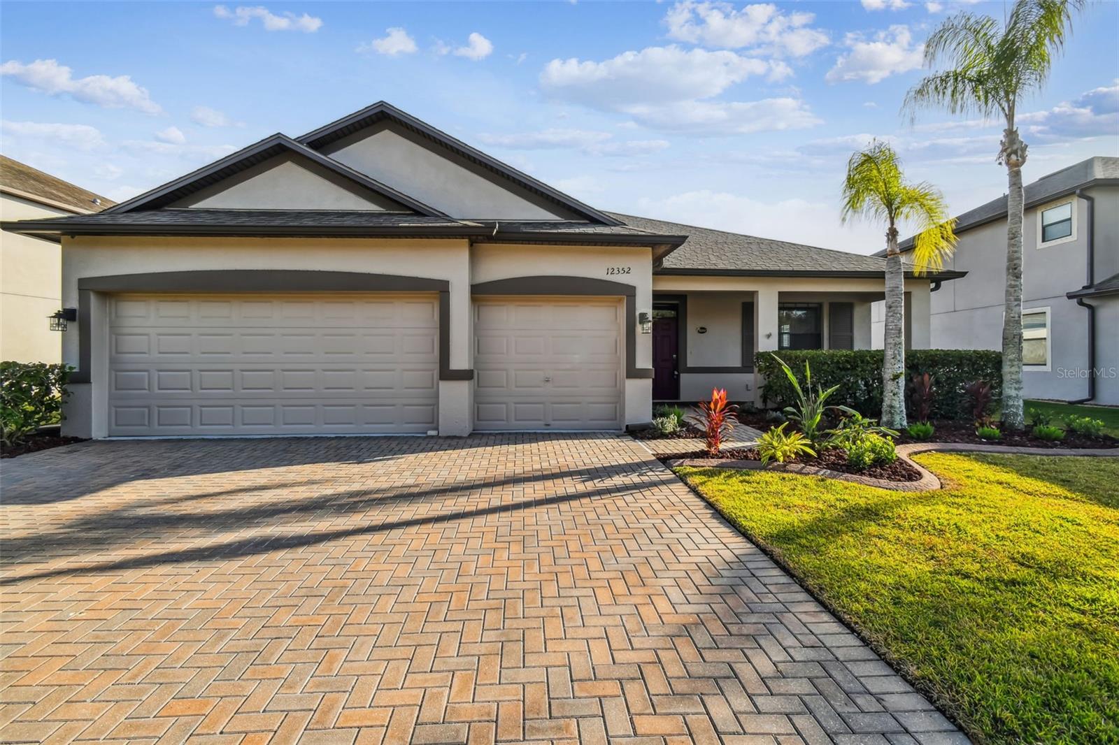 Single Family Residence em NEW PORT RICHEY, FL - Daniel Dourado