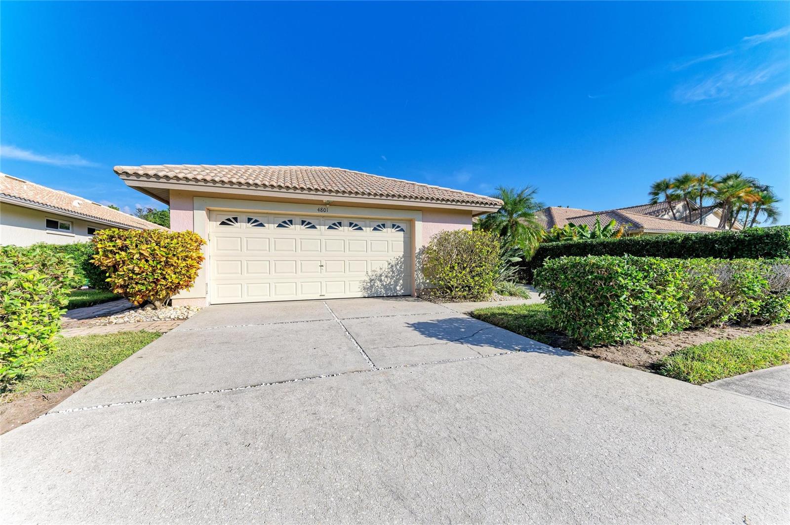 Single Family Residence em BRADENTON, FL - Daniel Dourado