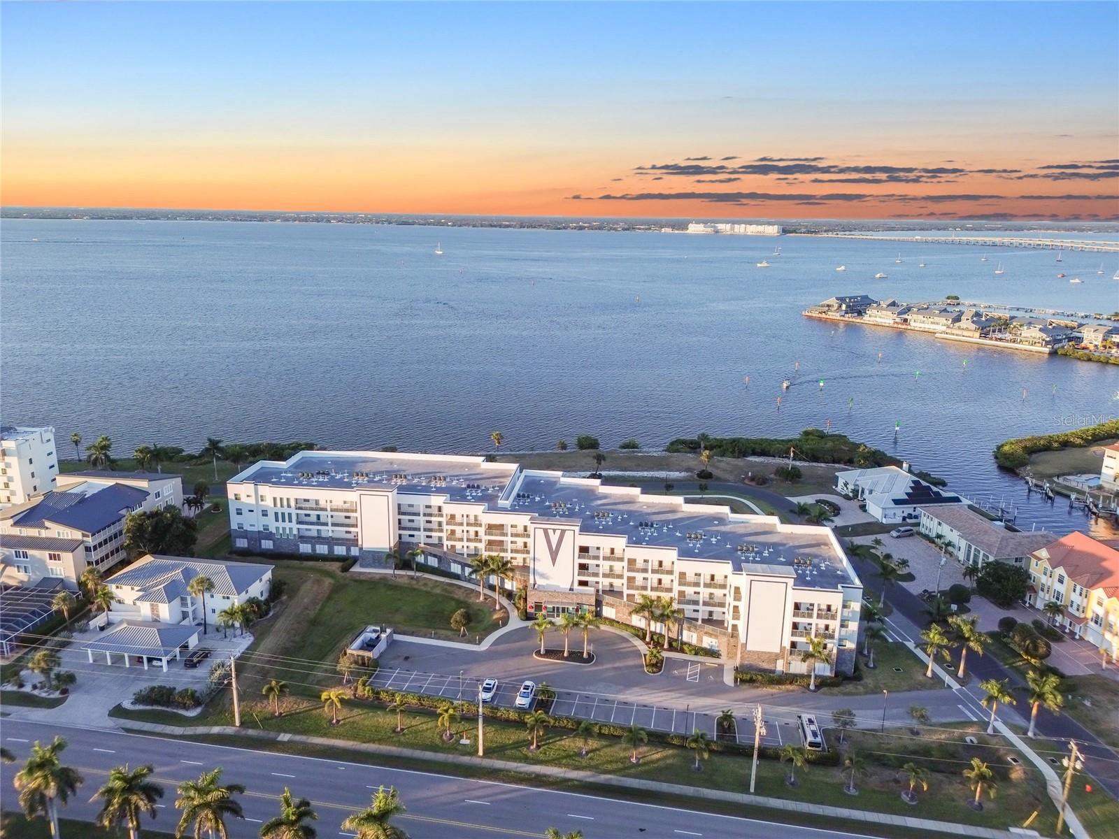 Condominium em PUNTA GORDA, FL - Daniel Dourado