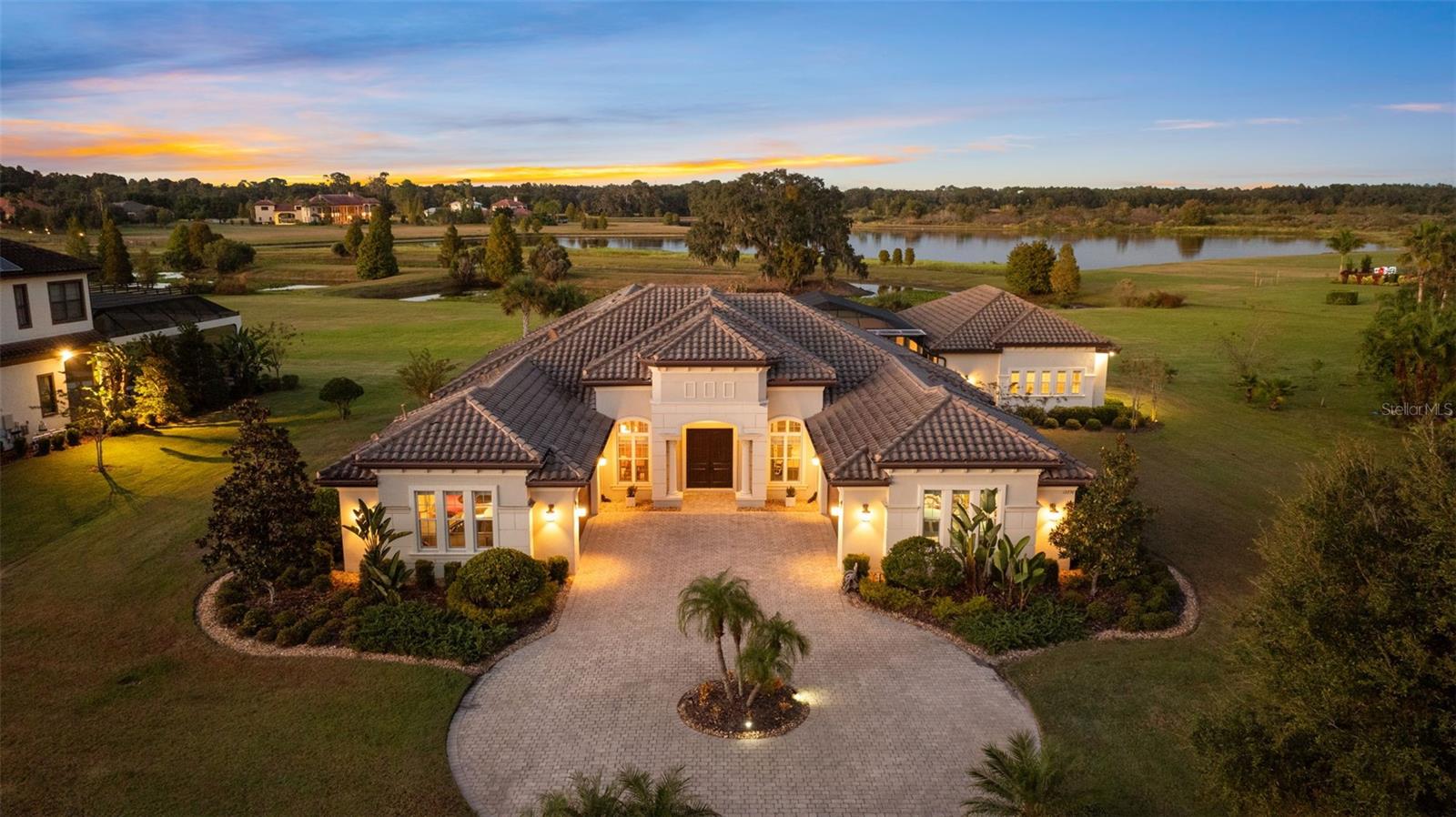 Single Family Residence em THONOTOSASSA, FL - Daniel Dourado