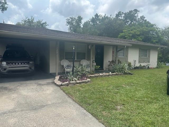 Single Family Residence in ORLANDO, FL - Daniel Dourado