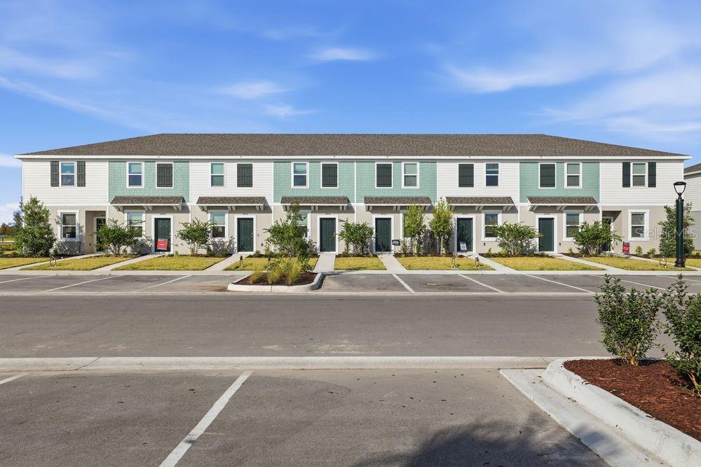 Townhouse in PARRISH, FL - Daniel Dourado