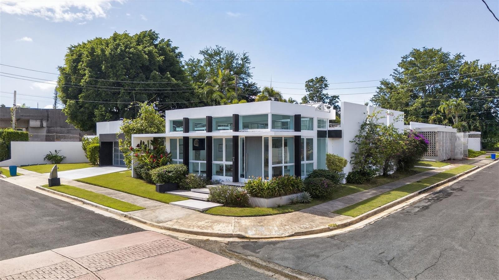 Single Family Residence em GUAYNABO, PR - Daniel Dourado