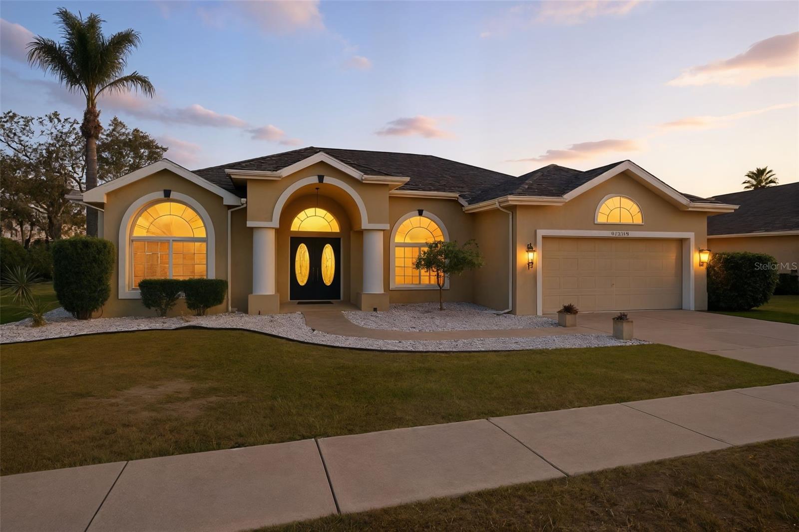 Single Family Residence in SPRING HILL, FL - Daniel Dourado