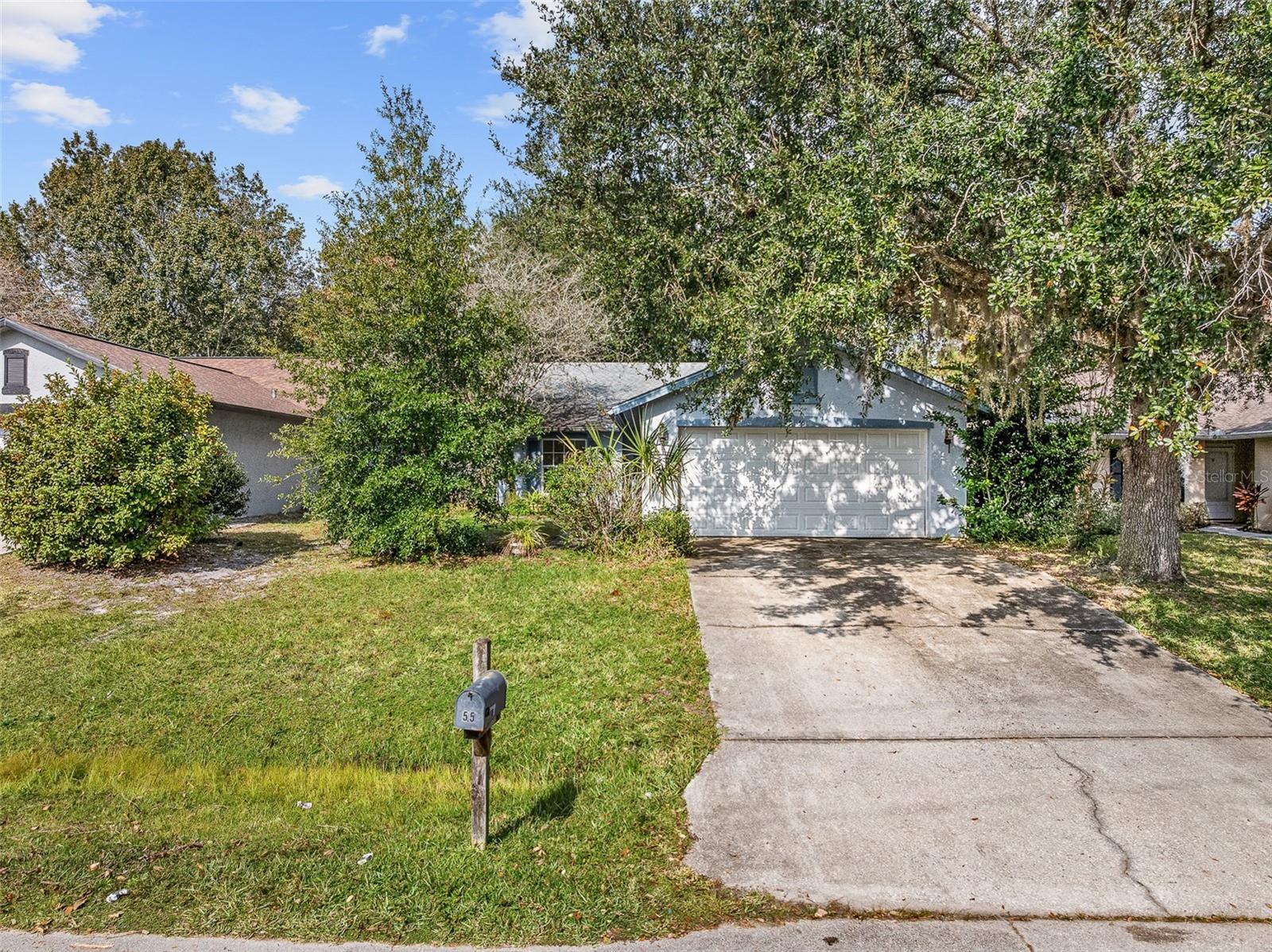 Single Family Residence in PALM COAST, FL - Daniel Dourado