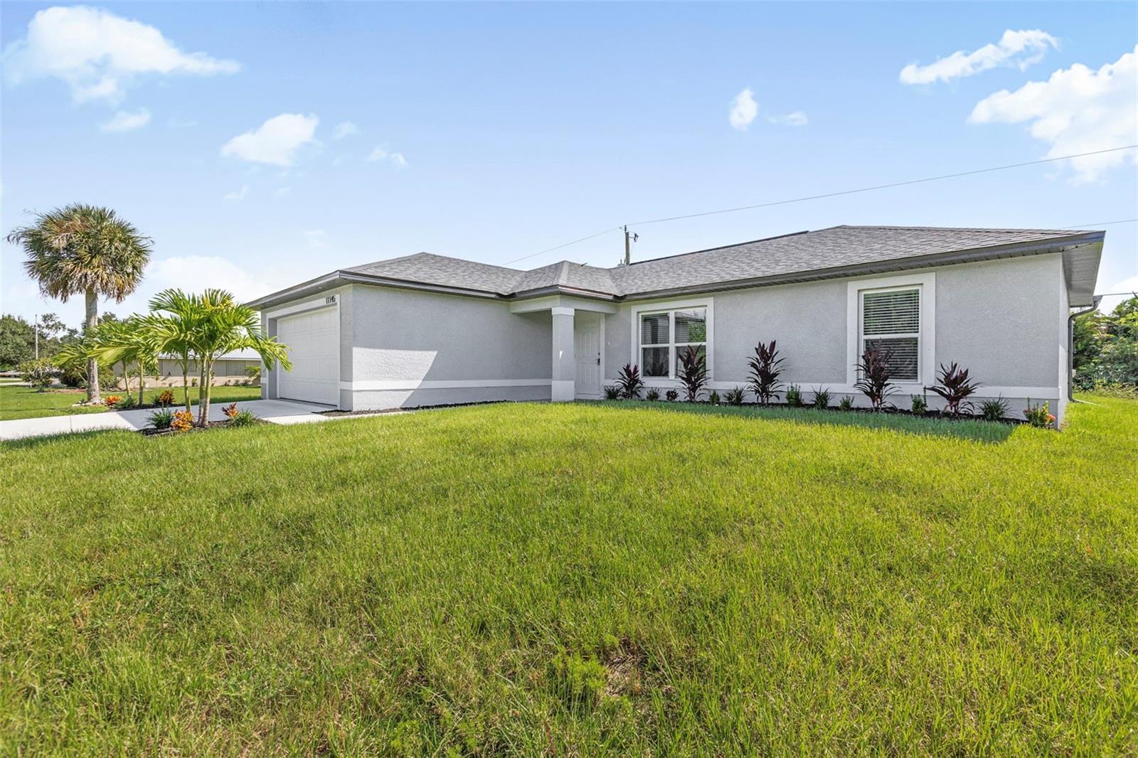 Single Family Residence in CAPE CORAL, FL - Daniel Dourado
