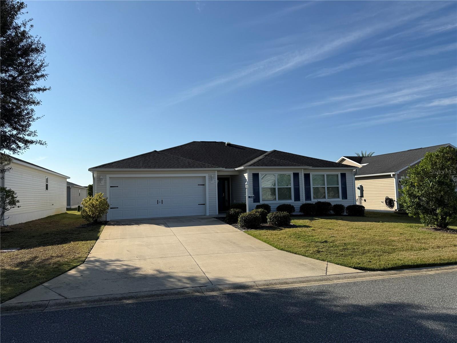 Single Family Residence em THE VILLAGES, FL - Daniel Dourado