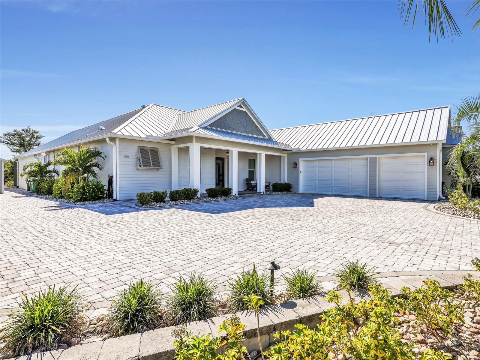 Single Family Residence em PUNTA GORDA, FL - Daniel Dourado