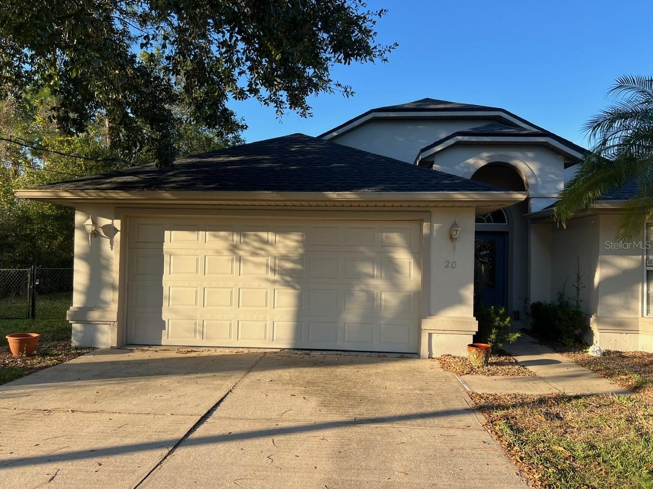 Single Family Residence in PALM COAST, FL - Daniel Dourado