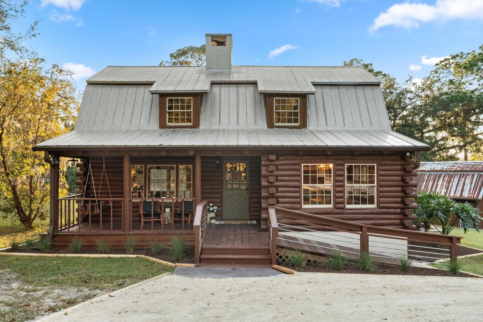 Single Family Residence em MOUNT DORA, FL - Daniel Dourado