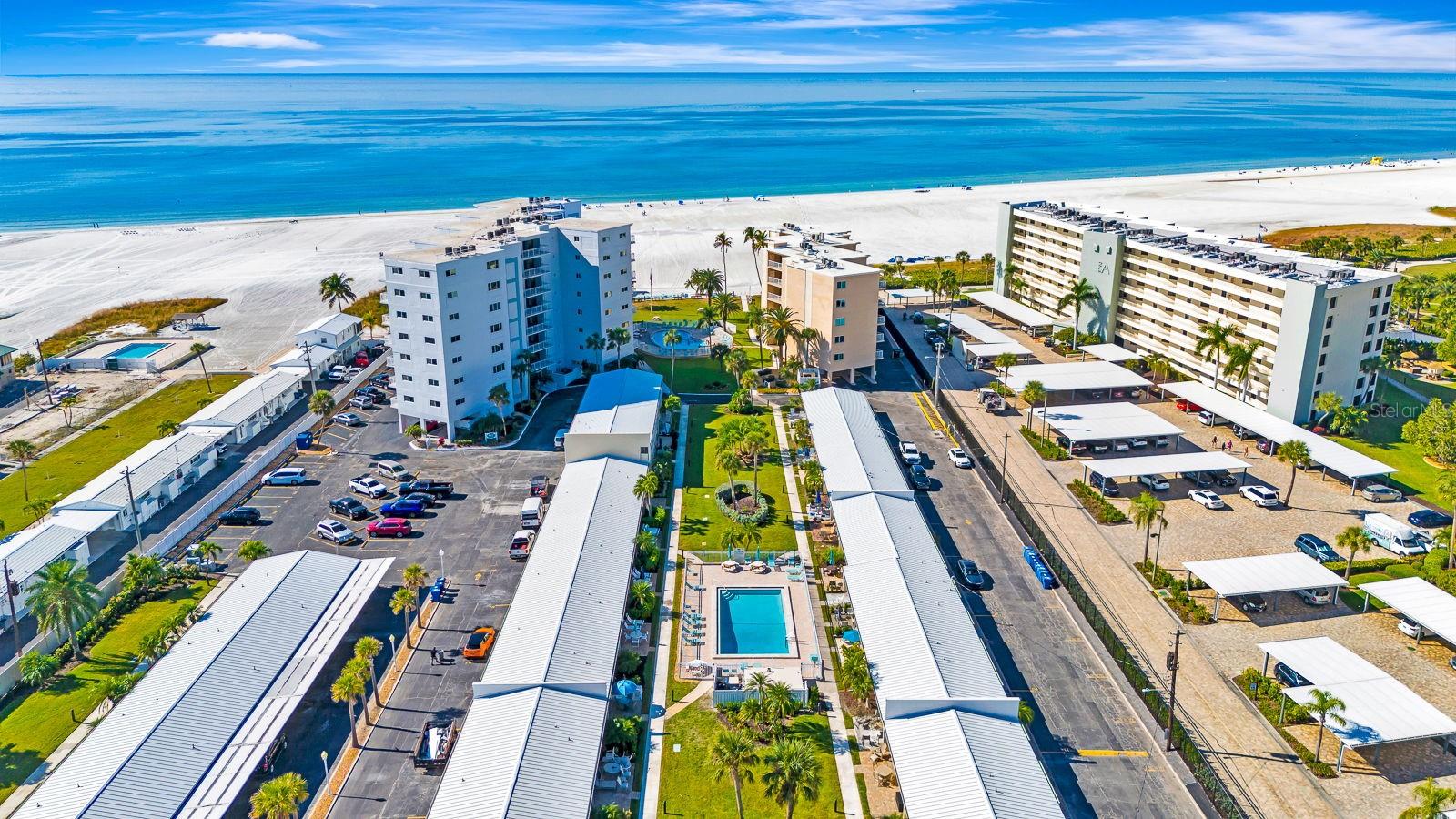 Condominium in SARASOTA, FL - Daniel Dourado