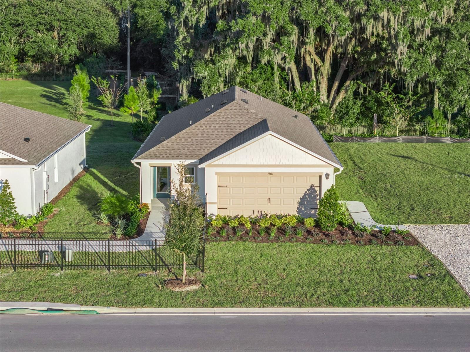 Single Family Residence em TAVARES, FL - Daniel Dourado
