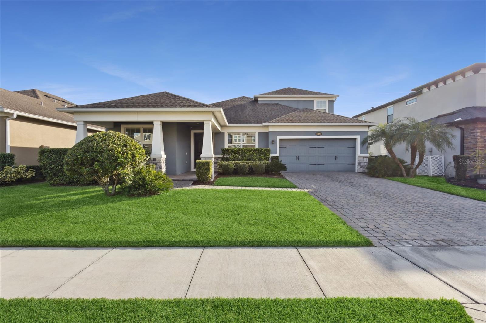 Single Family Residence in ORLANDO, FL - Daniel Dourado