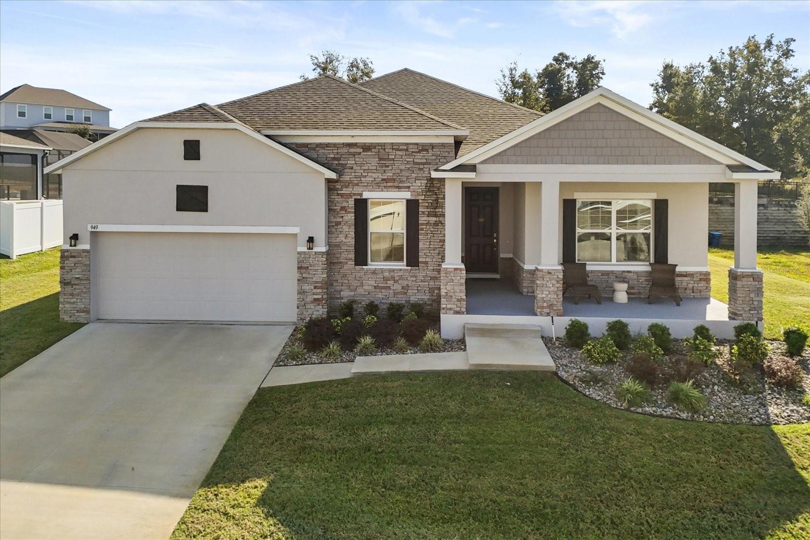 Single Family Residence in HAINES CITY, FL - Daniel Dourado