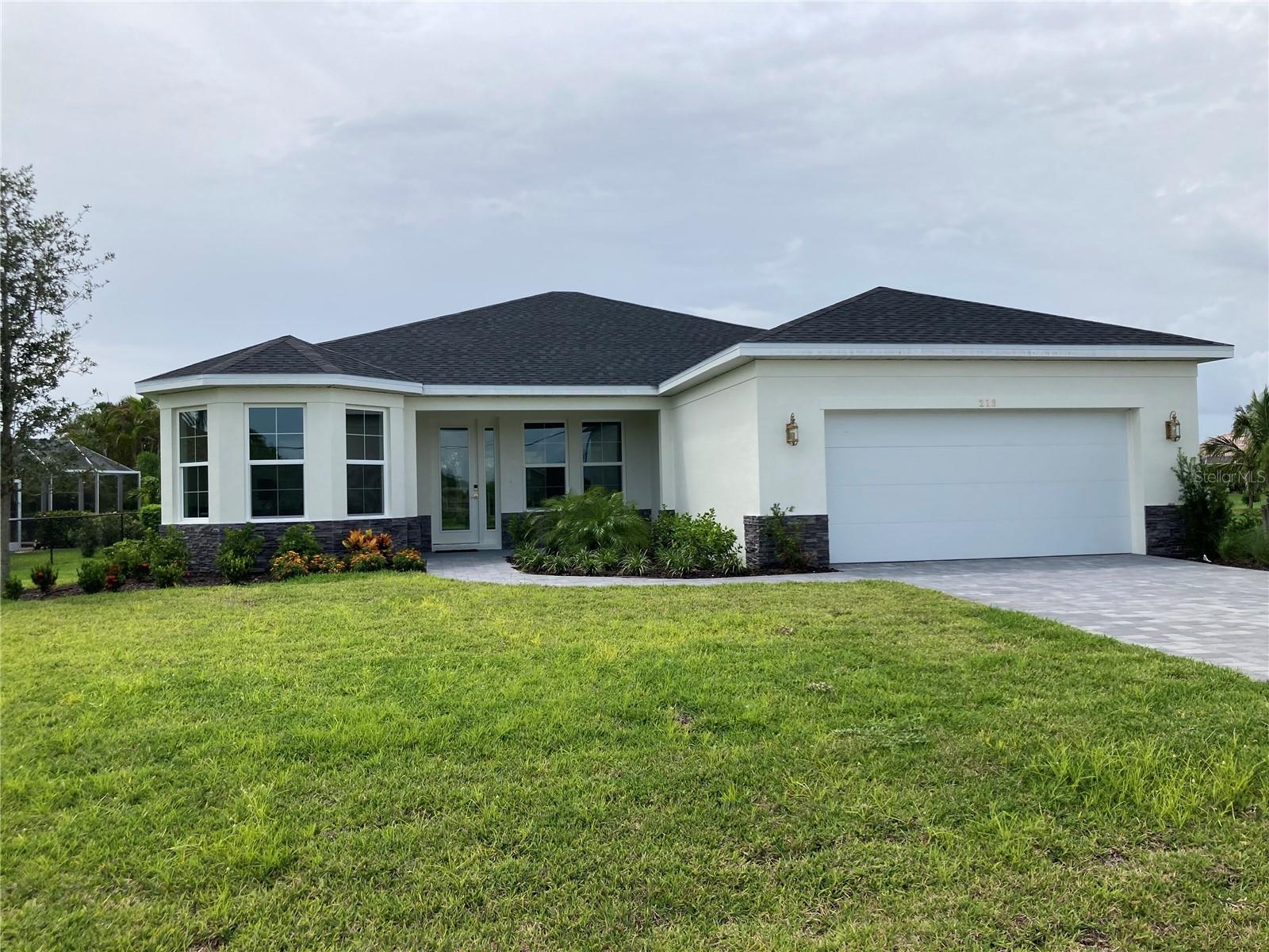 Single Family Residence em PUNTA GORDA, FL - Daniel Dourado