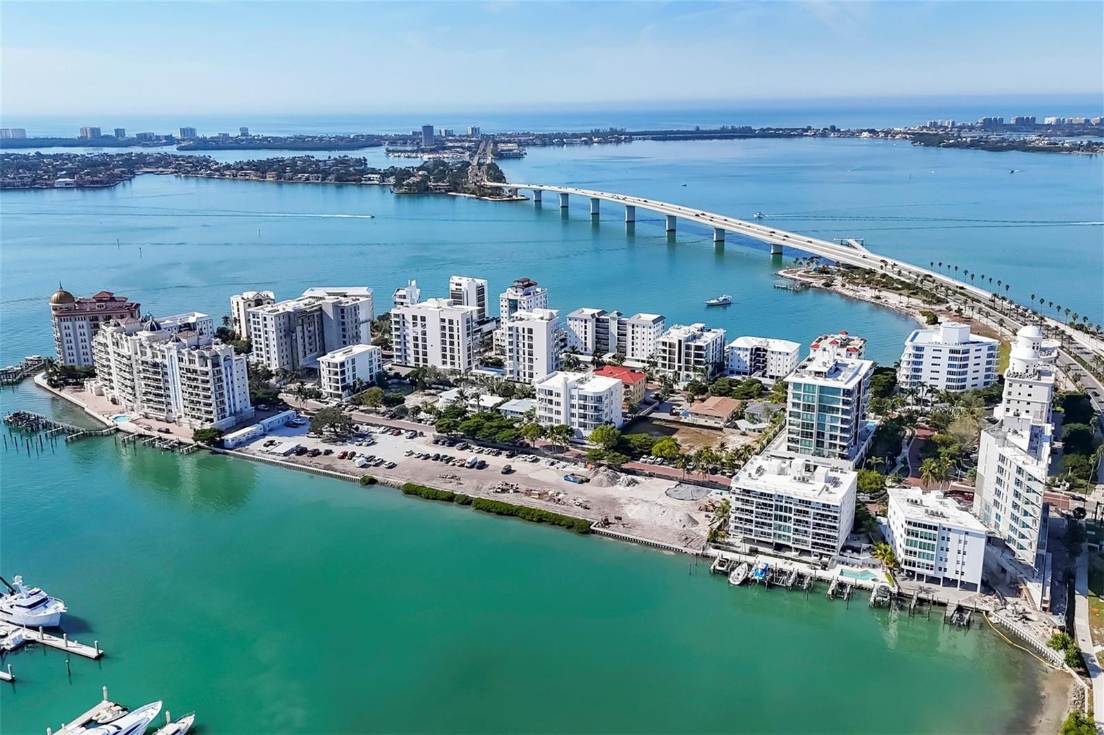 Condominium em SARASOTA, FL - Daniel Dourado