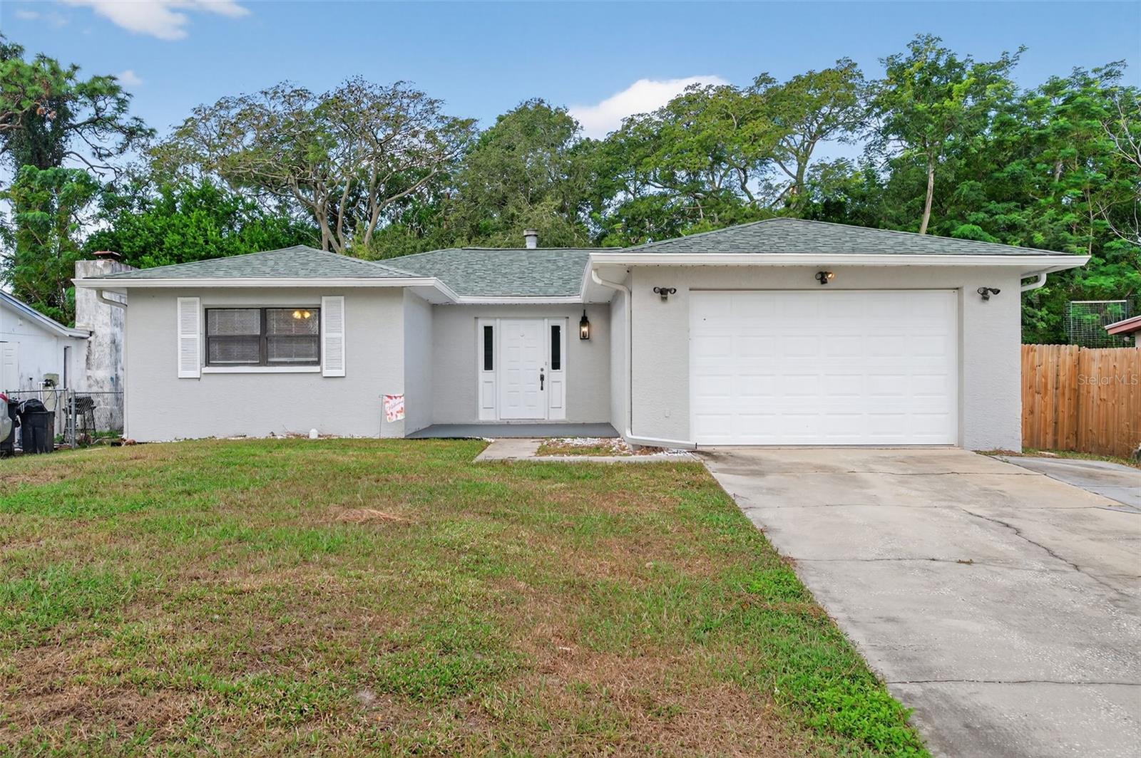 Single Family Residence em NEW PORT RICHEY, FL - Daniel Dourado