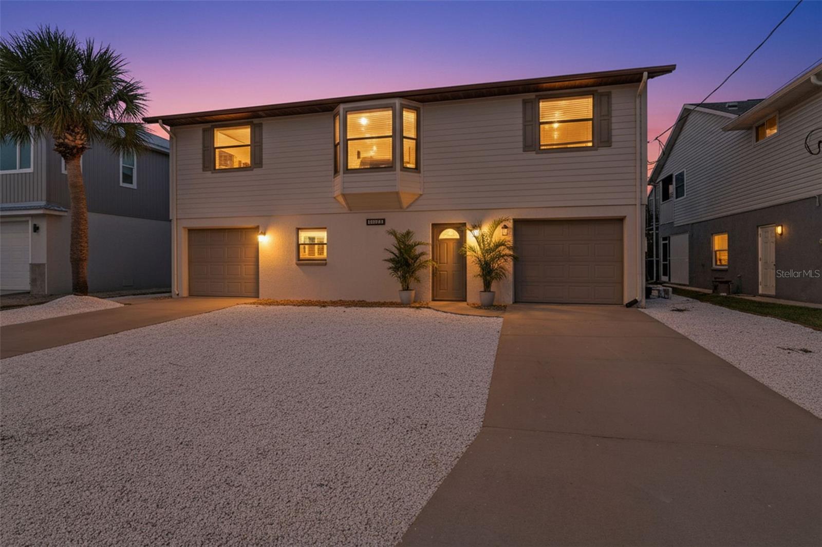 Single Family Residence em HERNANDO BEACH, FL - Daniel Dourado