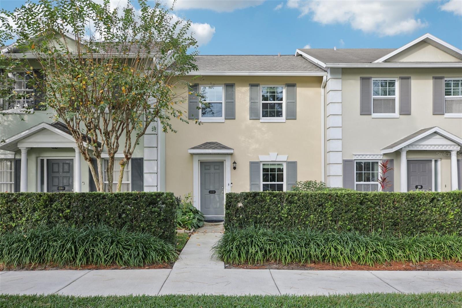 Townhouse in ORLANDO, FL - Daniel Dourado
