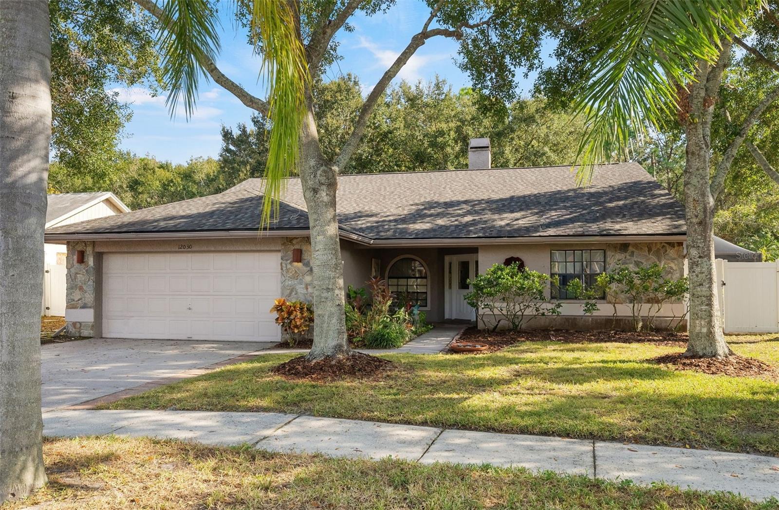 Single Family Residence in TAMPA, FL - Daniel Dourado