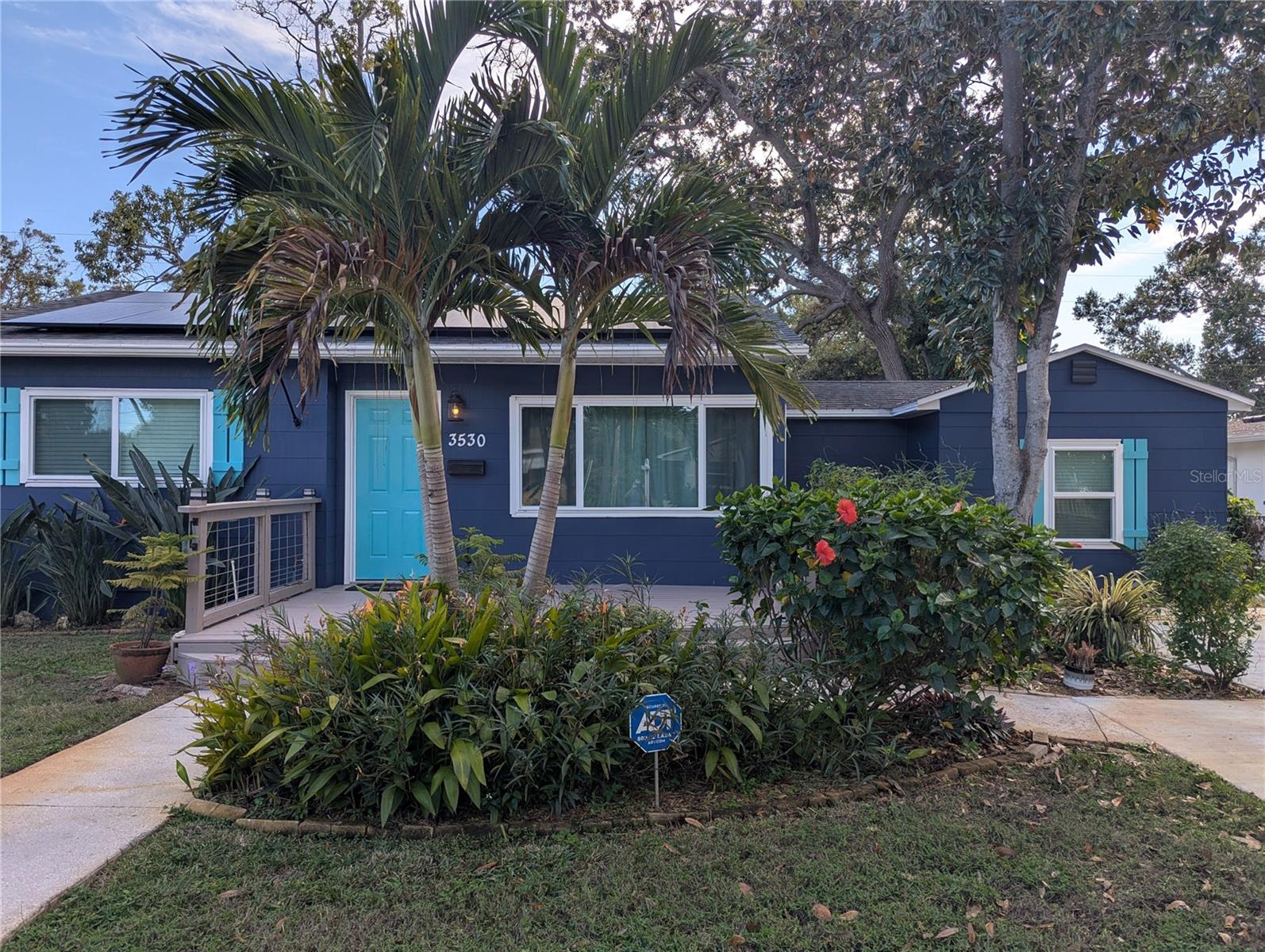 Single Family Residence em ST PETERSBURG, FL - Daniel Dourado