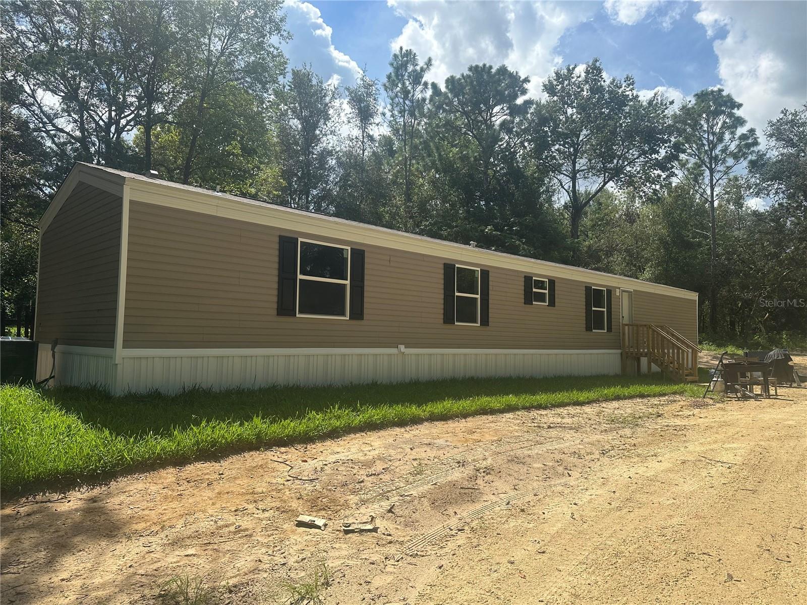Manufactured Home em ARCHER, FL - Daniel Dourado