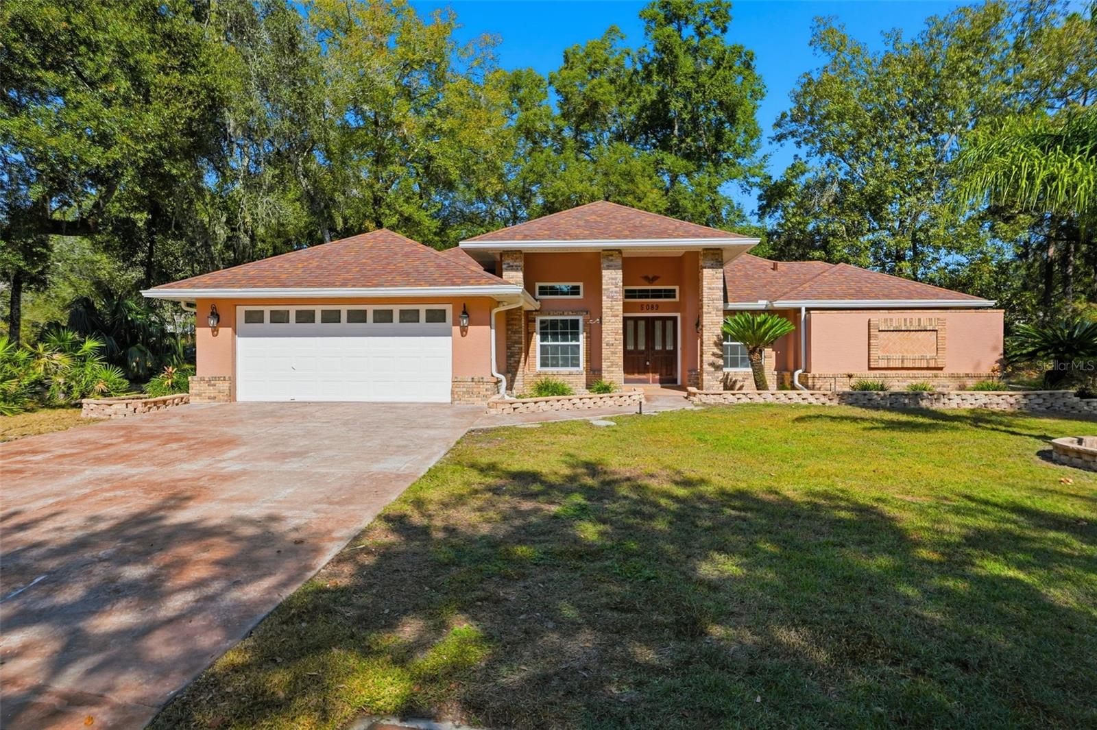 Single Family Residence em DADE CITY, FL - Daniel Dourado