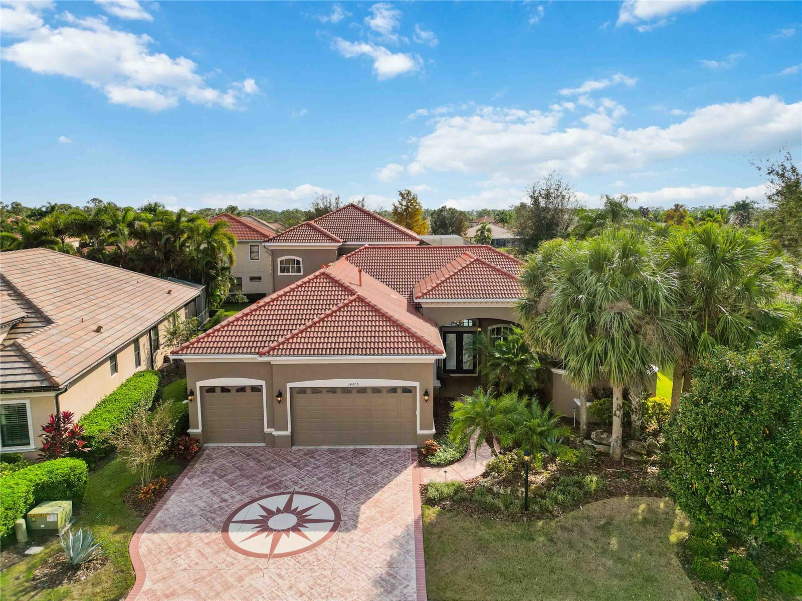 Single Family Residence in LAKEWOOD RANCH, FL - Daniel Dourado