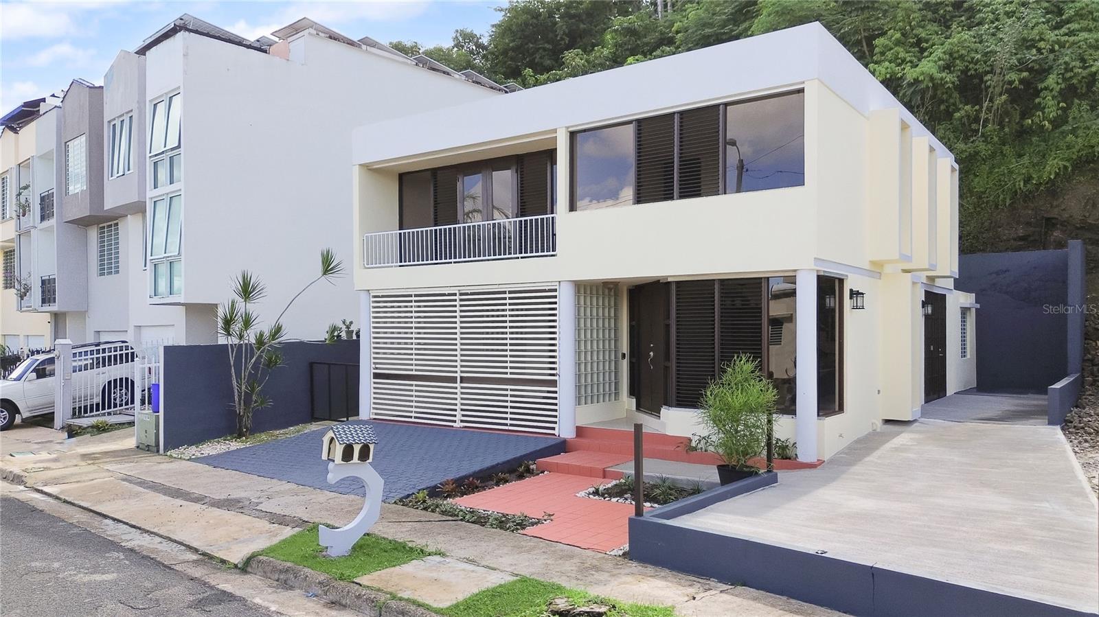 Townhouse em GUAYNABO, PR - Daniel Dourado