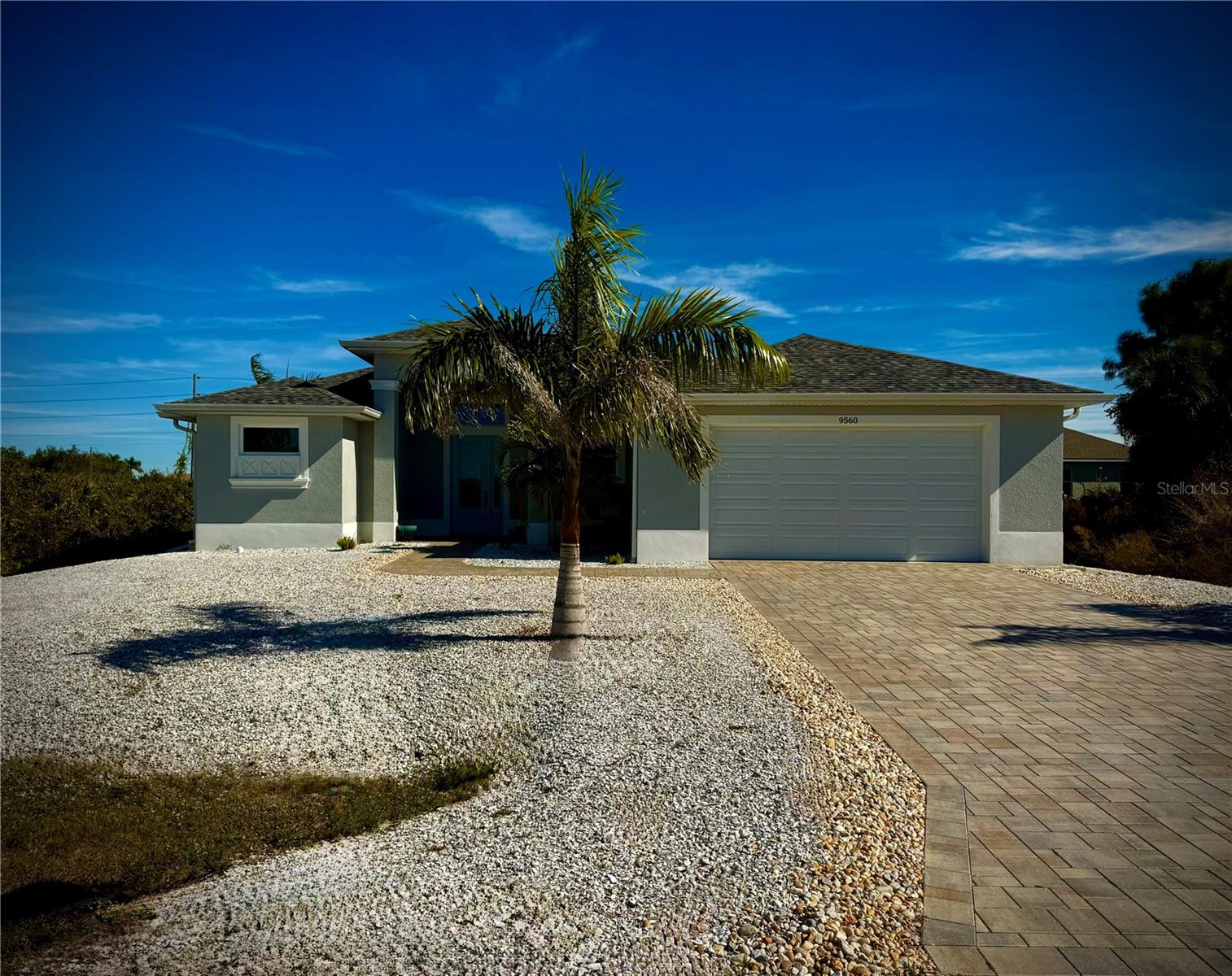 Single Family Residence em PORT CHARLOTTE, FL - Daniel Dourado