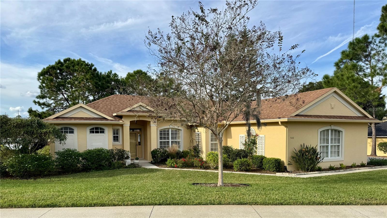 Single Family Residence em DEBARY, FL - Daniel Dourado