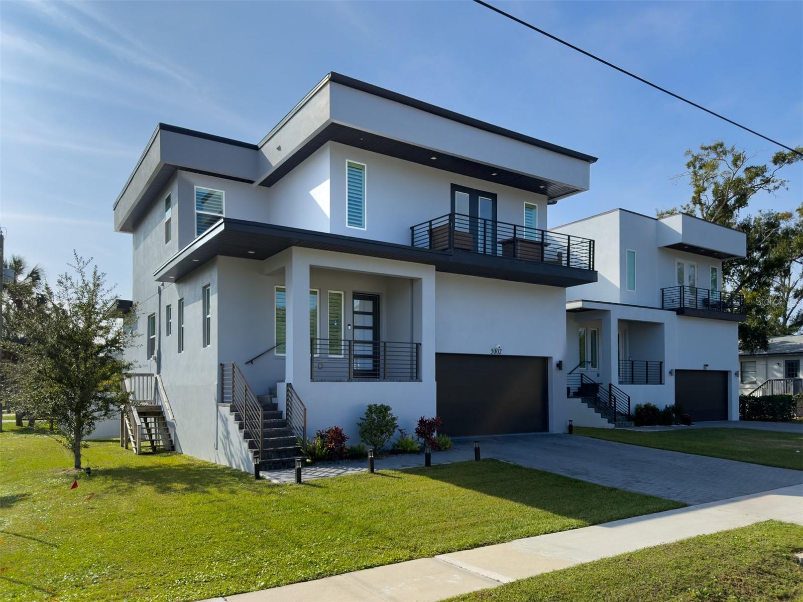 Single Family Residence in TAMPA, FL - Daniel Dourado