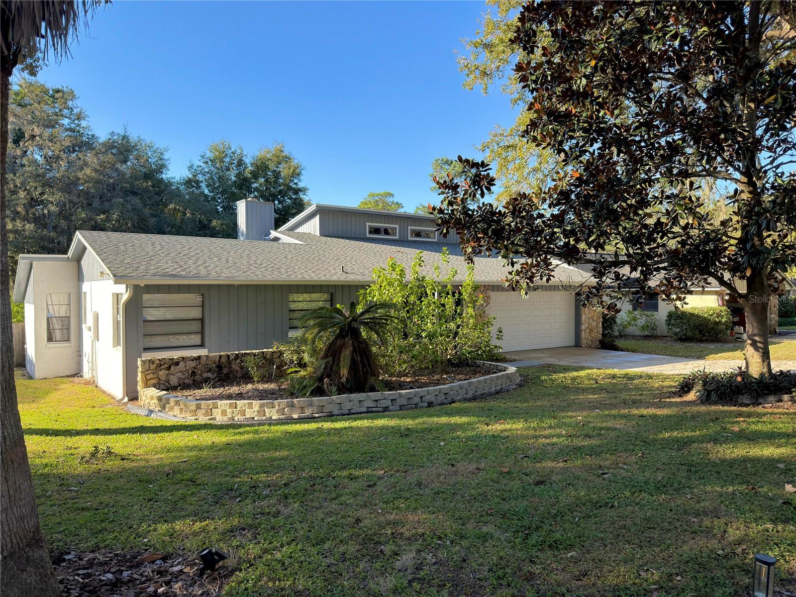 Single Family Residence in LONGWOOD, FL - Daniel Dourado