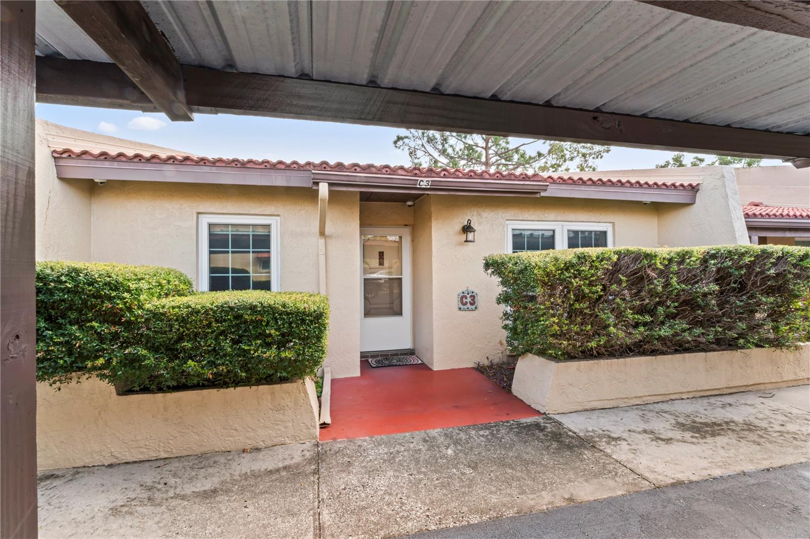 Condominium em LARGO, FL - Daniel Dourado