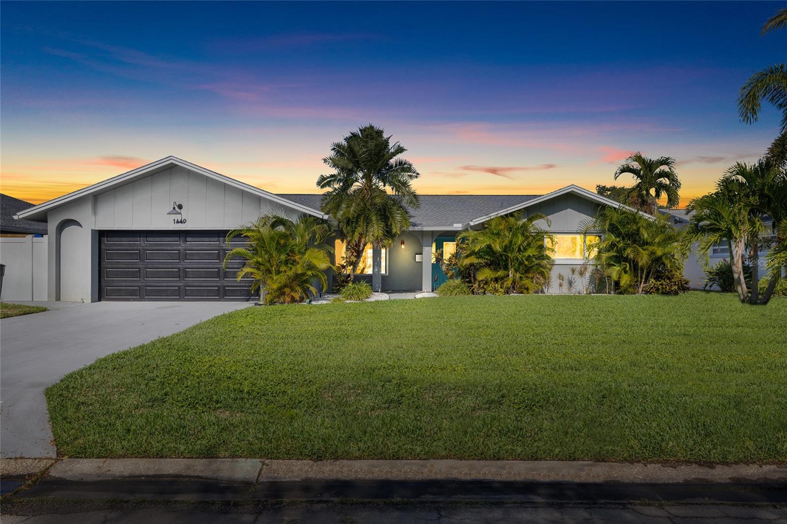 Single Family Residence em ST PETERSBURG, FL - Daniel Dourado