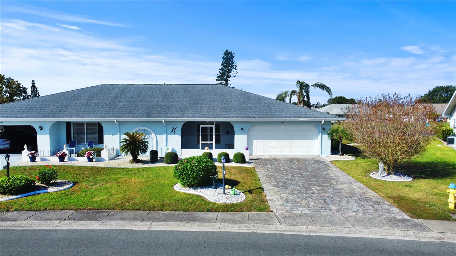 Single Family Residence em SUN CITY CENTER, FL - Daniel Dourado