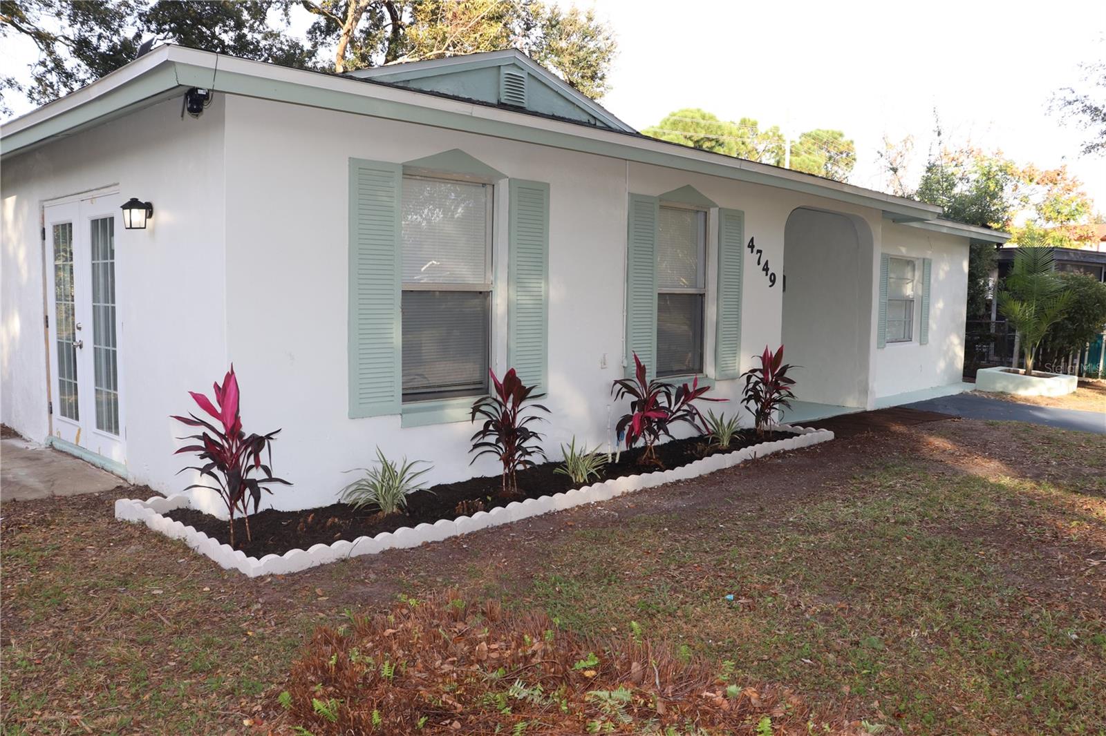 Single Family Residence in ORLANDO, FL - Daniel Dourado