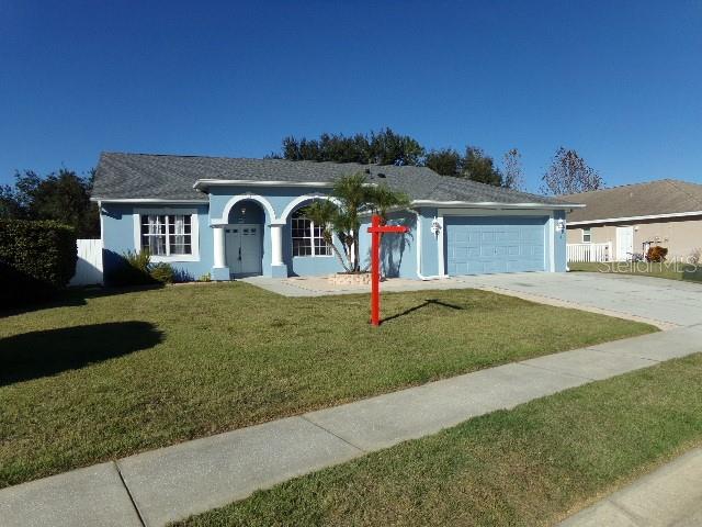 Single Family Residence em NEW PORT RICHEY, FL - Daniel Dourado