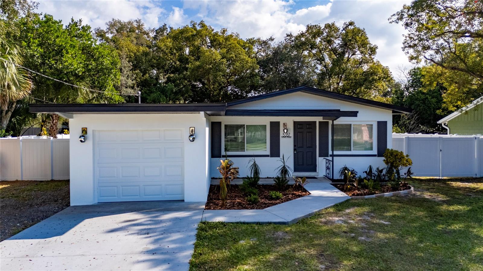 Single Family Residence em WINTER PARK, FL - Daniel Dourado