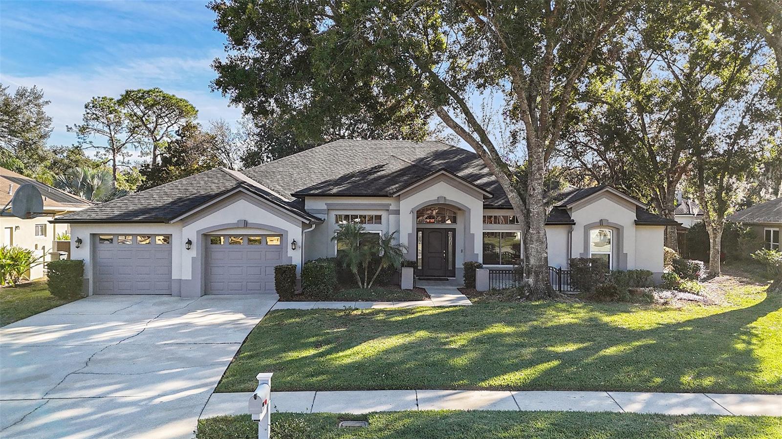 Single Family Residence in TAMPA, FL - Daniel Dourado