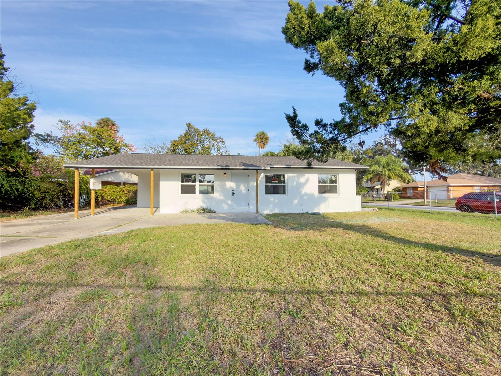 Single Family Residence in DAYTONA BEACH, FL - Daniel Dourado
