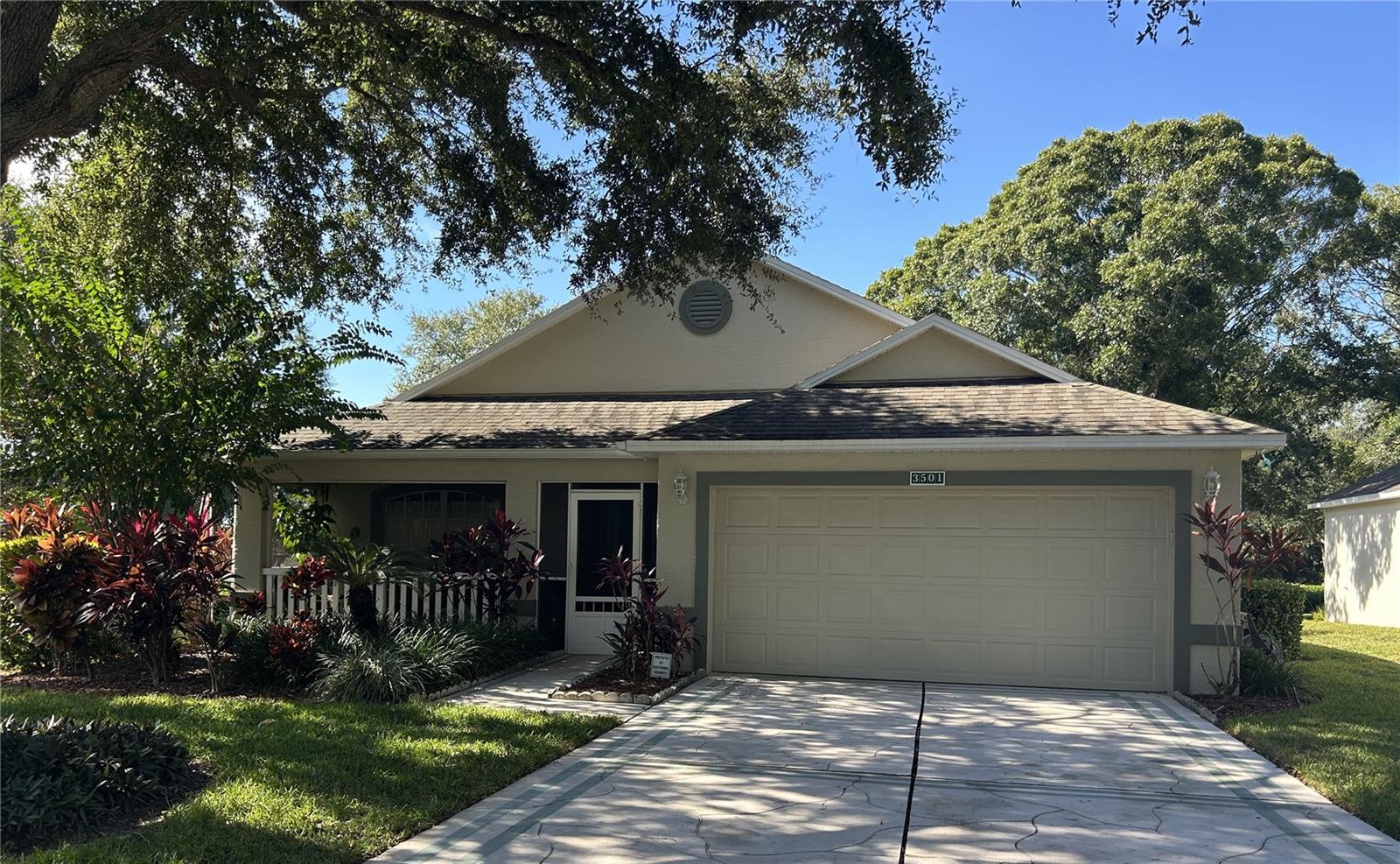 Single Family Residence em CLERMONT, FL - Daniel Dourado