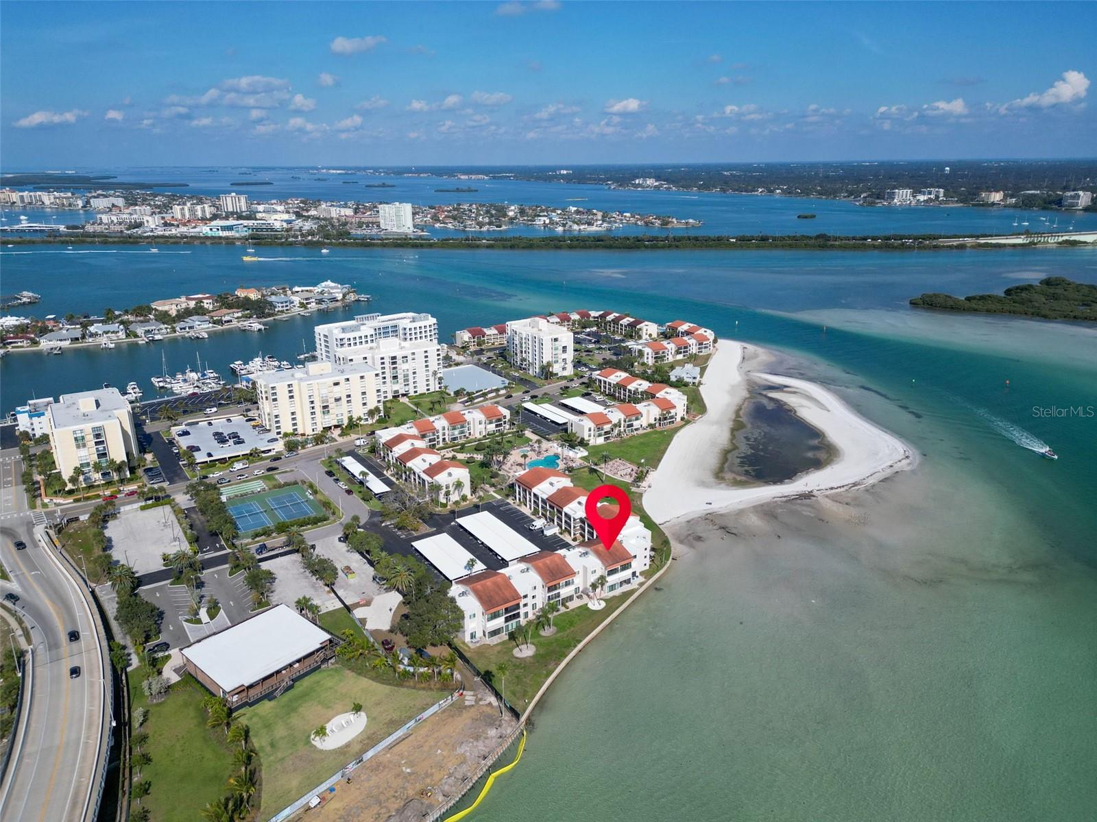 Condominium in CLEARWATER BEACH, FL - Daniel Dourado