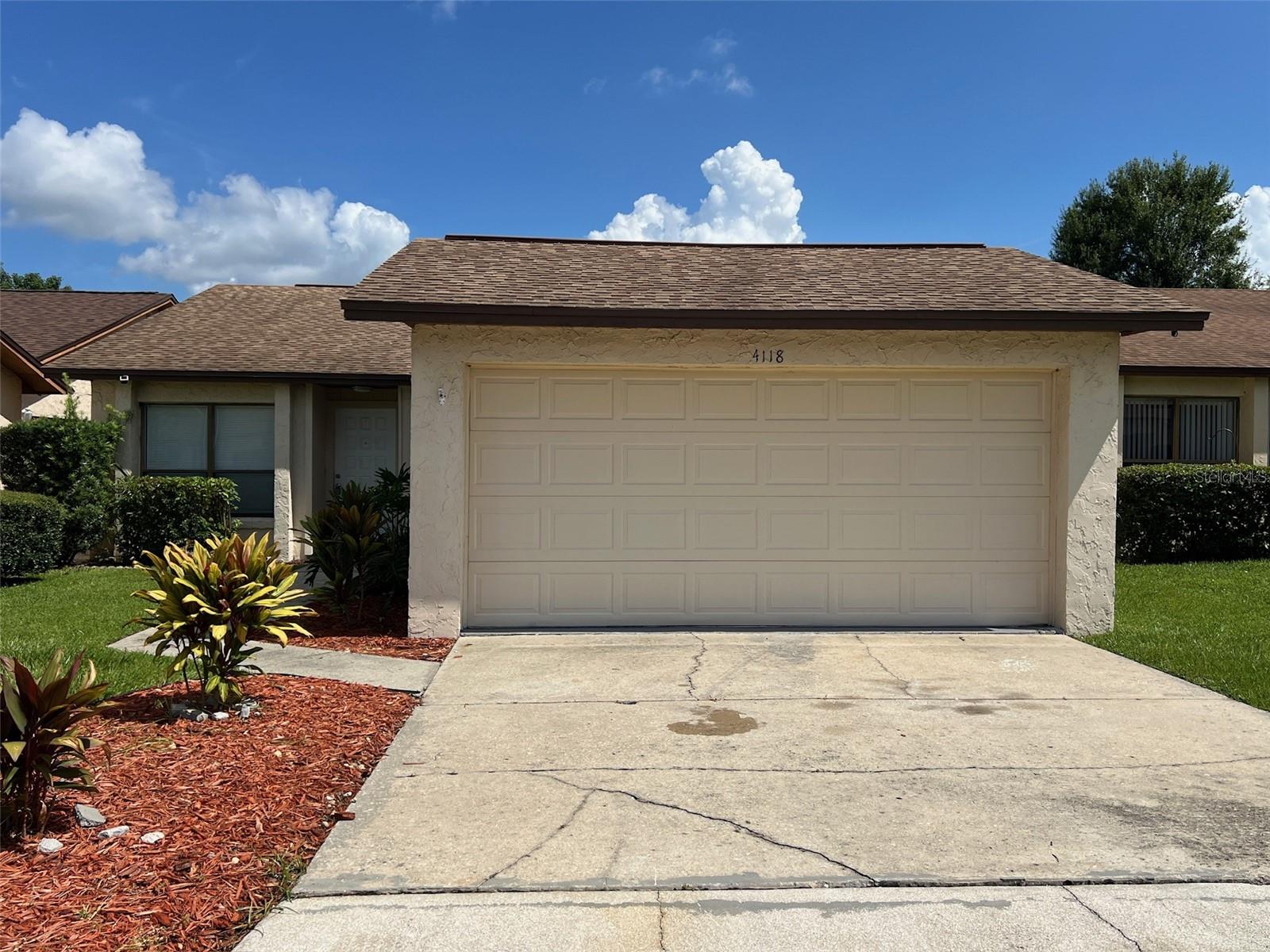 Single Family Residence em WINTER HAVEN, FL - Daniel Dourado