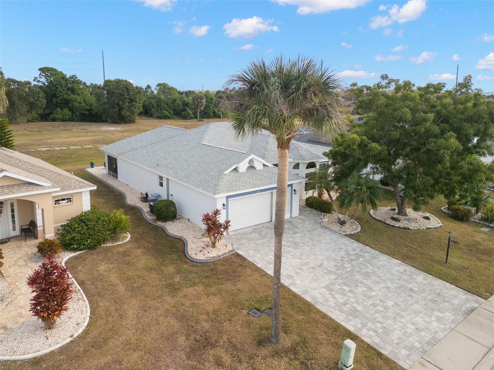 Single Family Residence em SUN CITY CENTER, FL - Daniel Dourado